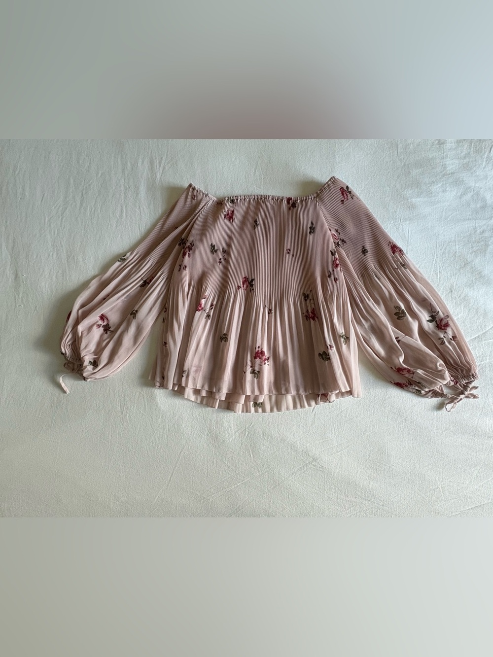 Wilfred Aritzia Talence Pleated Off-The-Shoulder Floral Blouse Pink S